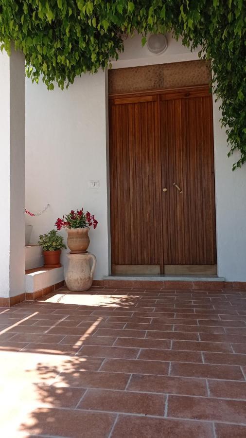 B&B Vannefora Сан-Никола-Арчелла Экстерьер фото