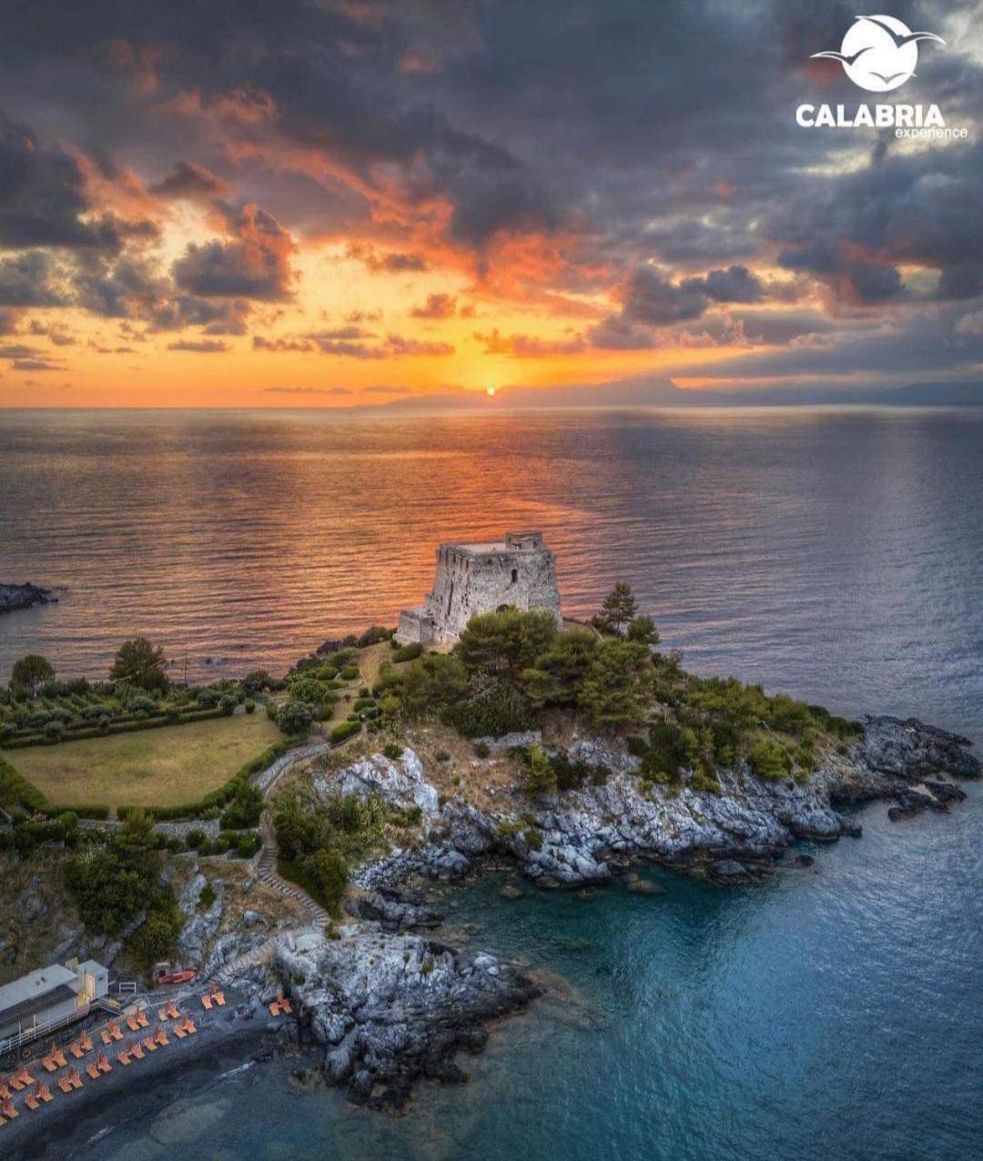 B&B Vannefora Сан-Никола-Арчелла Экстерьер фото